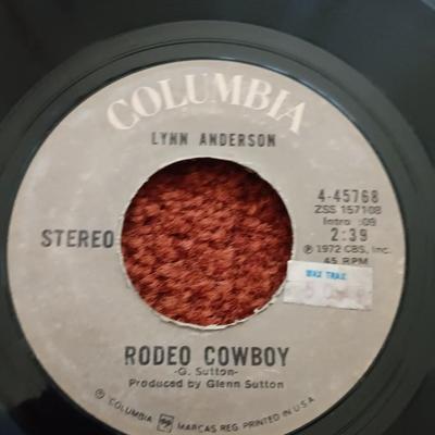 Vinyl record Albums -Lynn Anderson - Alabama - Deborah Allen and more! 45RPM Records