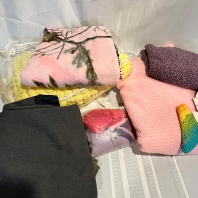 Lot of material, blankets, & throws