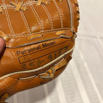 Baseball Mits Vintage
