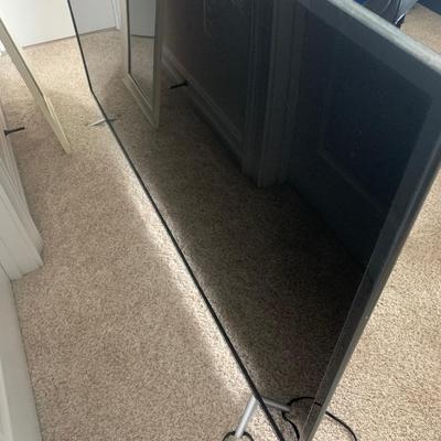 TCL 65â€ Smart TV Model 65S405 Class-Series 4K HDR Roku Smart TV