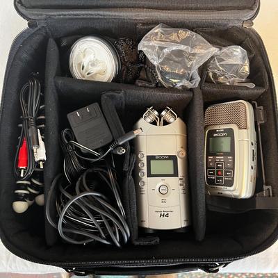 U1266 Zoom Handy Recorder Lot