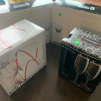 Entertaining Glasses In Boxes