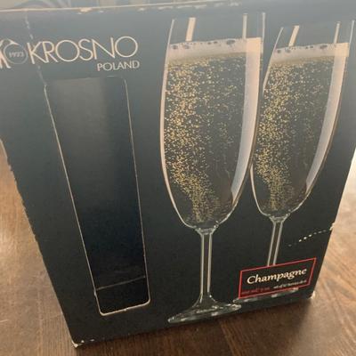 Entertaining Glasses In Boxes