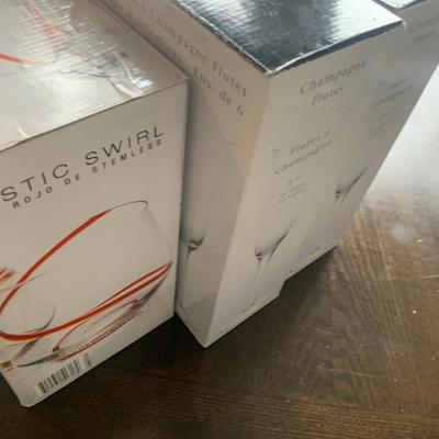 Entertaining Glasses In Boxes