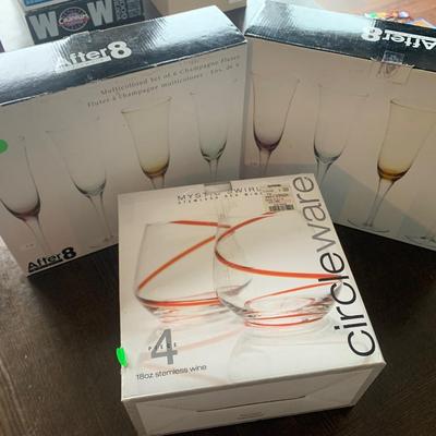 Entertaining Glasses In Boxes