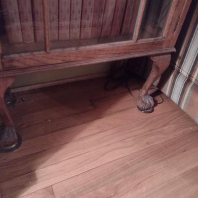 Vintage Oak Finish Display Cabinet with Glass Shelves (No Contents)