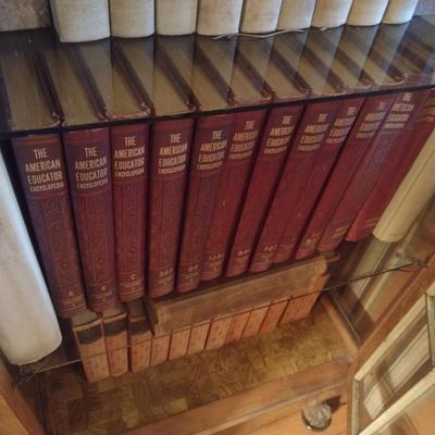 Vintage Oak Finish Display Cabinet with Glass Shelves (No Contents)