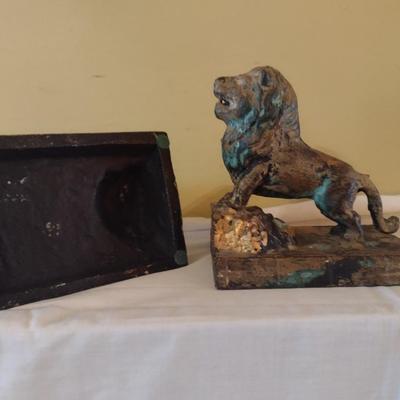 Cast Metal Brass Finish with Patina Accent Lion Bookends