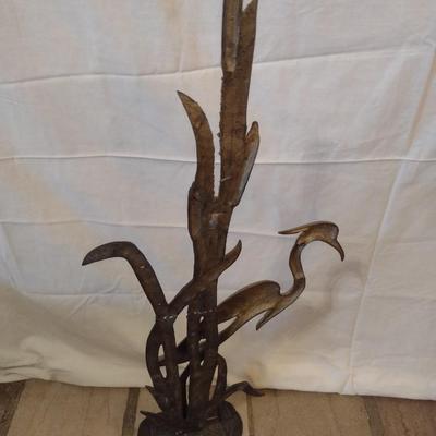 Vintage Brass Heron on Metal Cattails Backdrop Floor Statue Home Decor