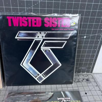 5 TWISTED SISTER albums