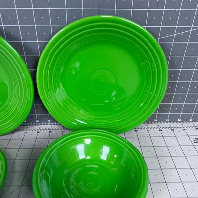FIESTA Green : 3 Bowls and 2 Salad Plate