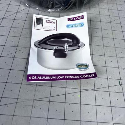 Gordan RAMSEY 6 Quarts Aluminum, LOW PRESSURE Cooker, Brand NEW in the Box Complete
