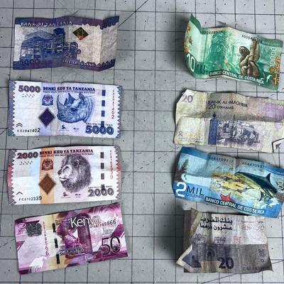 FOREIGN CURRENCY COLLECTION (8) Bank Notes, Africa, Middle East, Costa Rica 