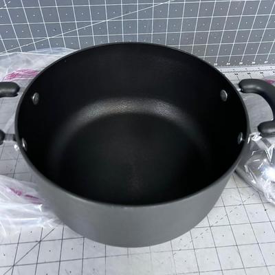 CIRCULON NEW Soup Pot with Stainless Lid, 4 Quartz 