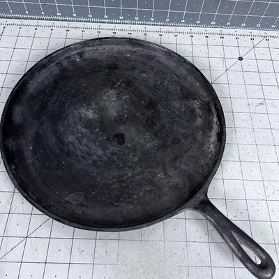 Cast Iron Griddle Round VINTAGE No. 10 