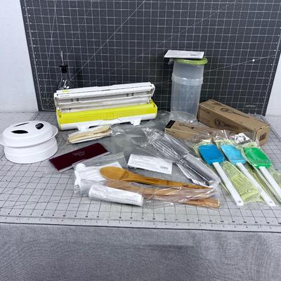 New PAMPERED CHEF Utensils, Can't Go Wrong Here! 