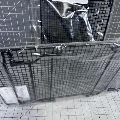 2 NEW PAMPERED Chef COOLING RACKS