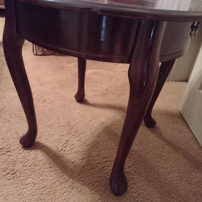 Mahogany Finish Wood Side Table
