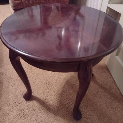 Mahogany Finish Wood Side Table