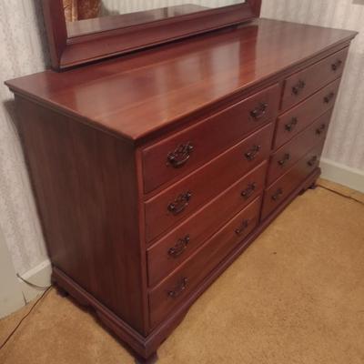 Vintage Continental Furniture Co. Eight-Drawer Stretch Dresser with Mirror (No Contents)