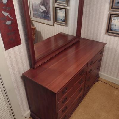 Vintage Continental Furniture Co. Eight-Drawer Stretch Dresser with Mirror (No Contents)