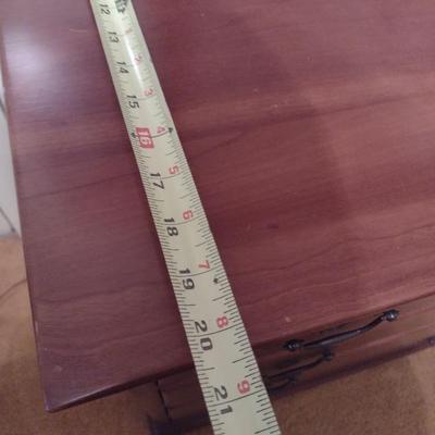 Vintage Continental Furniture Co. Eight-Drawer Stretch Dresser with Mirror (No Contents)