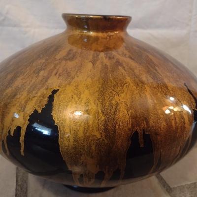Ceramic Black with Gold Glaze Centerpiece Vase