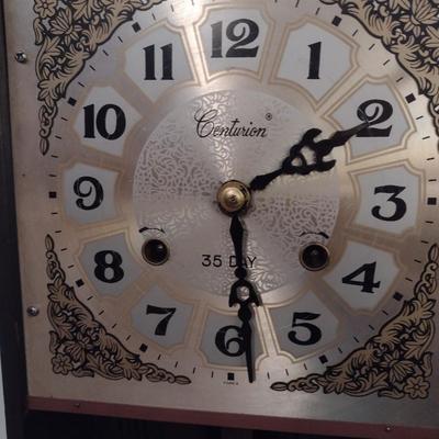 Vintage Centurion 35 Day Battery Operated Wall Clock