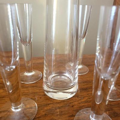 Mid Century Glass Decanter with 5 Glasses