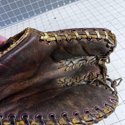 Vintage Rawlings First Base Mitt