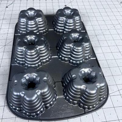 NORDIC WARE BUNDT Festival Muffin Pan  
