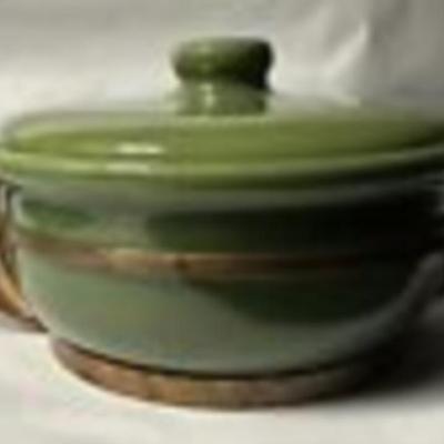 BAUER POTTERY MONTEREY MODERNE GREEN COVERED CASSEROLE DISH mcm