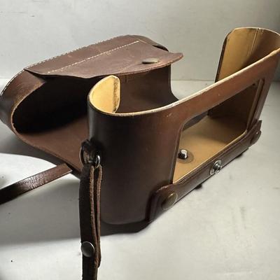 vintage KODAK TOURIST CAMERA LEATHER CASE 1950