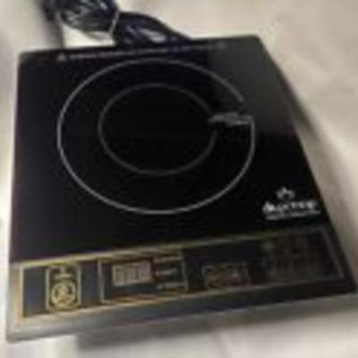 Duxtop 1800W Portable Induction Cooktop Countertop Burner