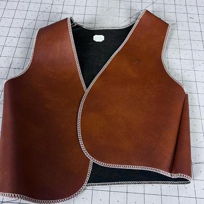 Childs Size Medium Buck N Bronco Vest VINTAGE!
