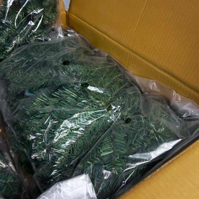 Light Wreath and Garland, NEW 