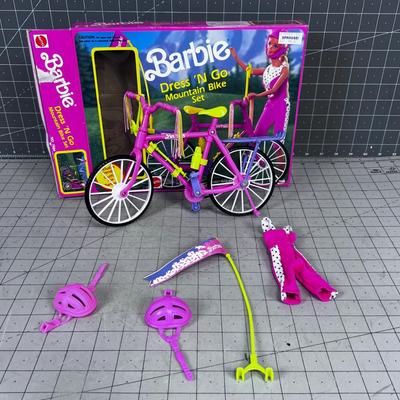 Barbie Dress & Go Mountain Bike Set, with 2 helmets 