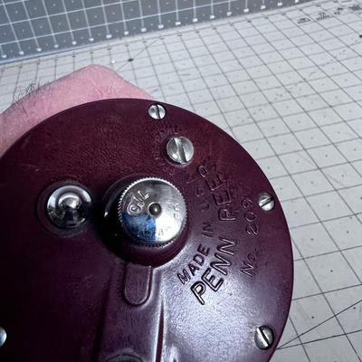 Penn Peer No. 209 REEL (Fishing) 