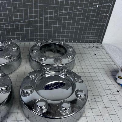  FORD F 250, 350 and Super Duty 2011 - 2018 Hub Caps 