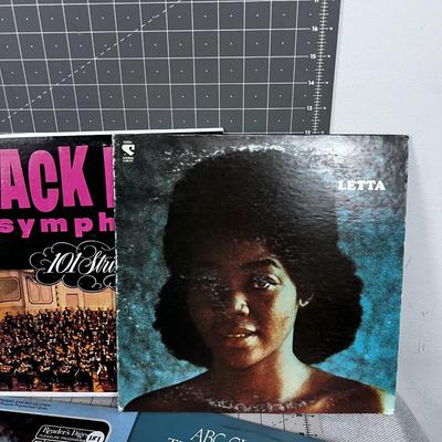 Mixed lot of Records: Disco, Classical, Opera 