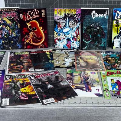 Big Giant Mixed Lot Of Comics (21 Comics in this Lot) 