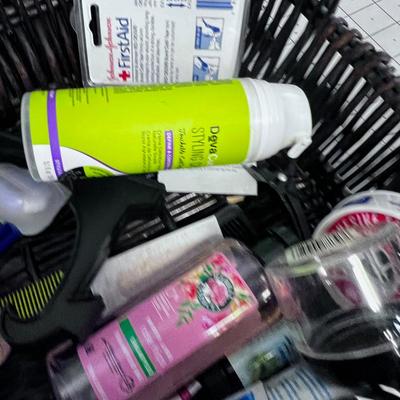 Basket of Bathroom Clean Out lot