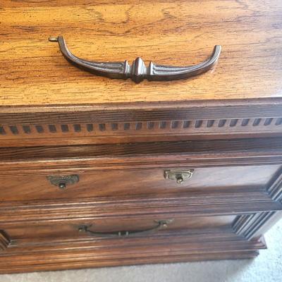 2 Thomasville Bedside Cabinets with Queen Bed Headboard