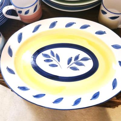 Combination Lot of Meadow Blue and Autumn Blue China