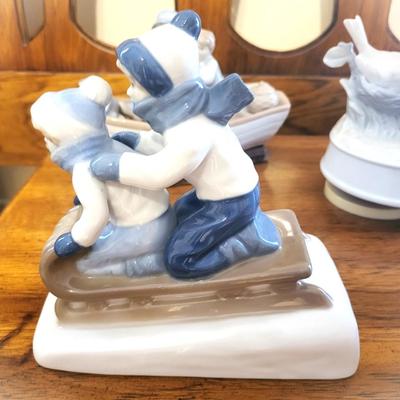 5 Porcelain Figurine Lot
