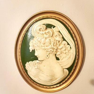 2 Victorian Cameo Silhouette Sculpture Wall Plaques