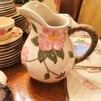 Franciscan " DESERT ROSE " China Lot with Linens and Cups