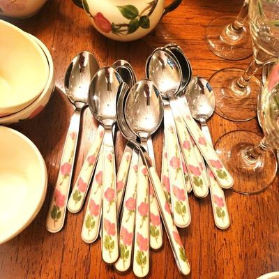 Franciscan " DESERT ROSE " China Lot with Linens and Cups