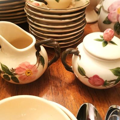 Franciscan " DESERT ROSE " China Lot with Linens and Cups