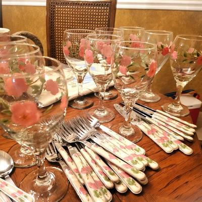 Franciscan " DESERT ROSE " China Lot with Linens and Cups